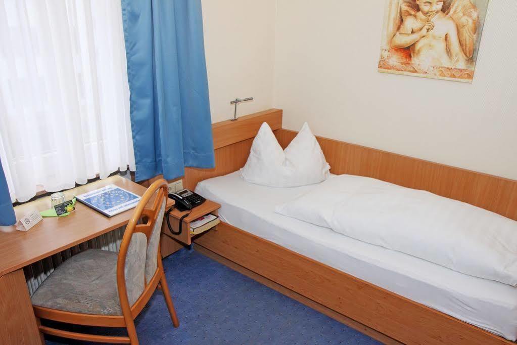 Europa Hotel City Sarrebruck Extérieur photo